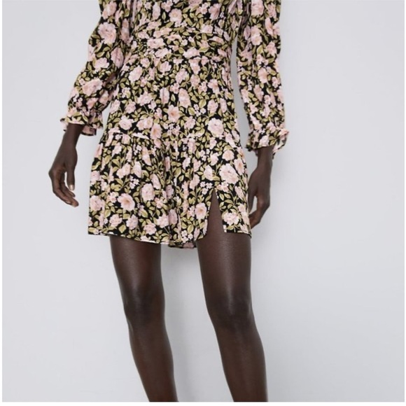 ZARA NWOT Puff Sleeves Floral Print Mini Dress Open Back, Size L - Picture 3 of 14